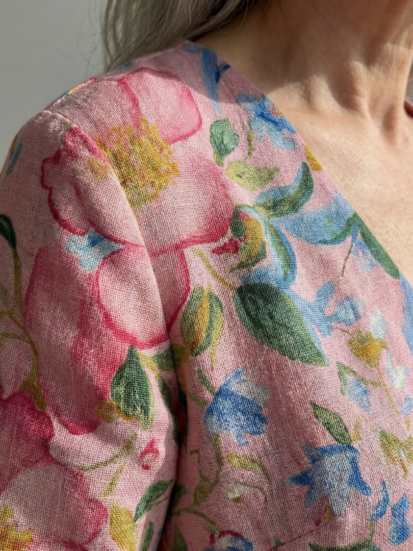 Domitille | Robe midi femme imprimé floral, fluide légère col V bohème chic