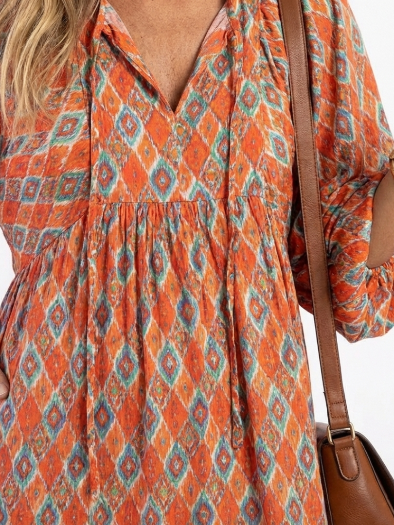 Amara | Robe midi femme à volants, col V imprimé géométrique