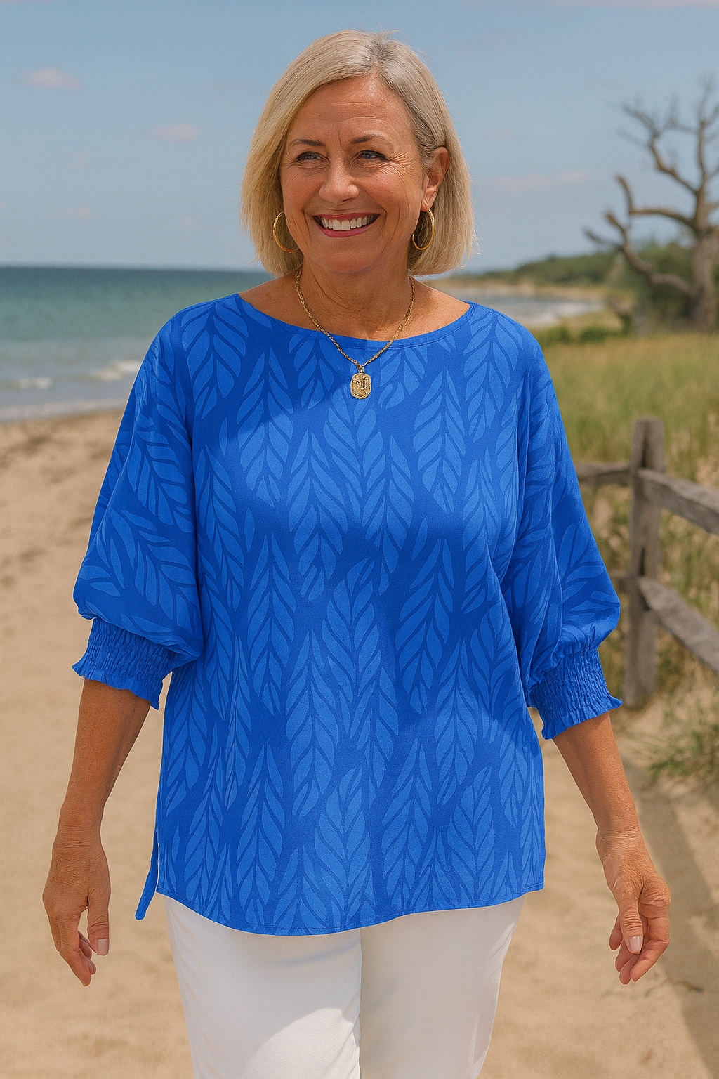 Elandra | Blouse femme flatteuse, confortable et couvrante au quotidien