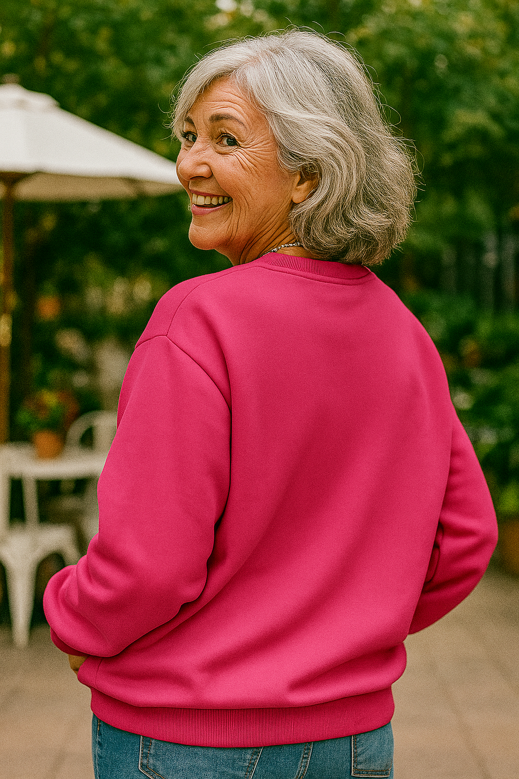 Livia | Pull femme en maille douce décolleté cœur, confortable et élégant