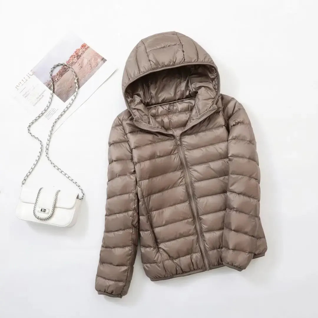 Doudoune Femme Matelassée Coupe Sport à Capuche