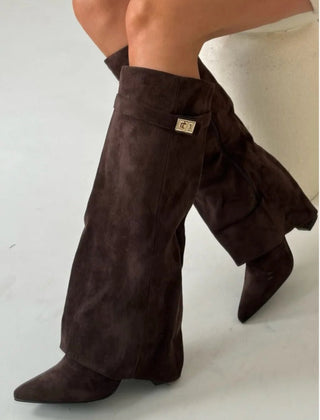 Bottes Femme en Daim Noir à Talon et Détails Dorés