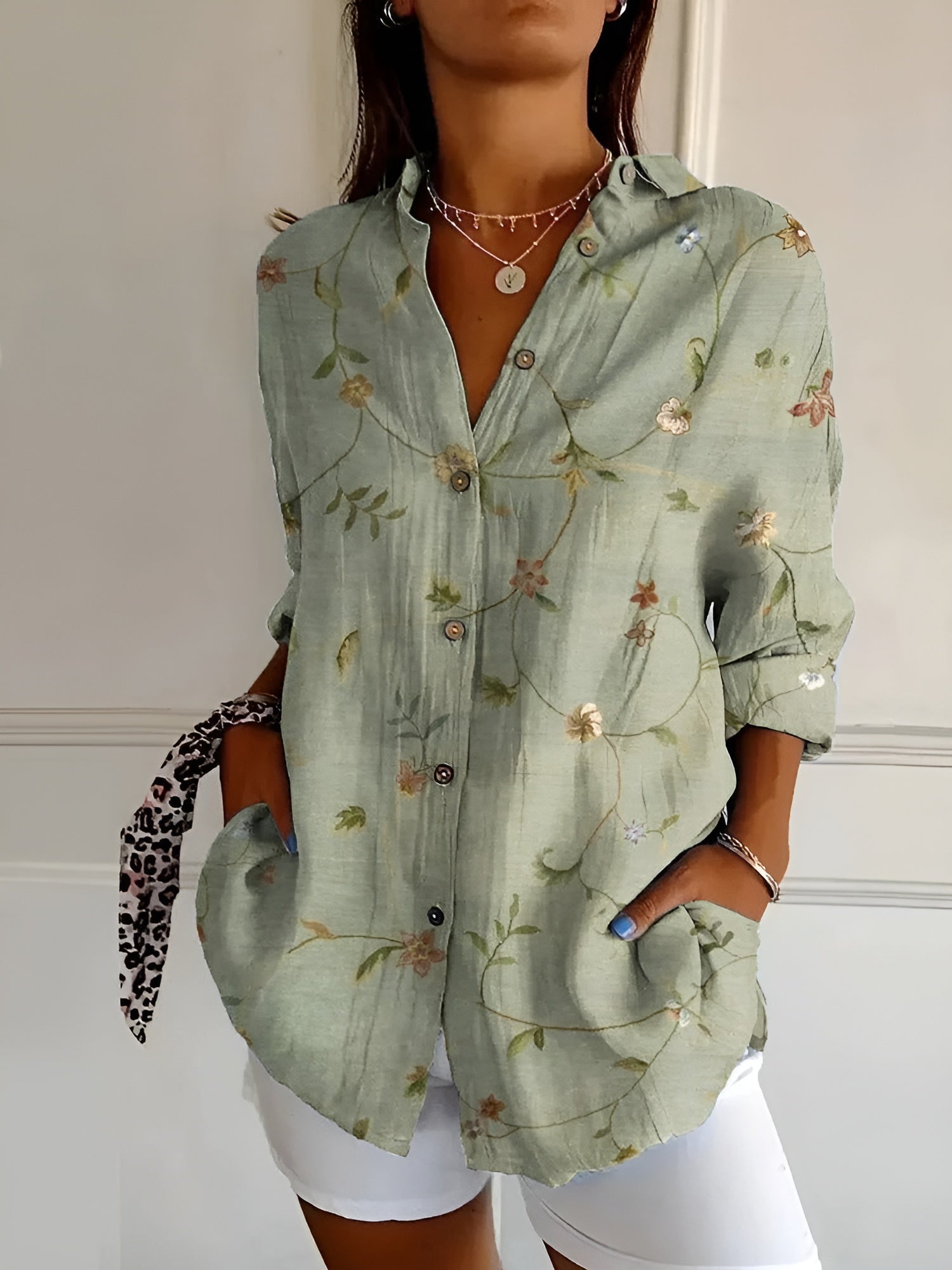 Lynette | Blouse femme élégante, flatteuse et respirante au quotidien